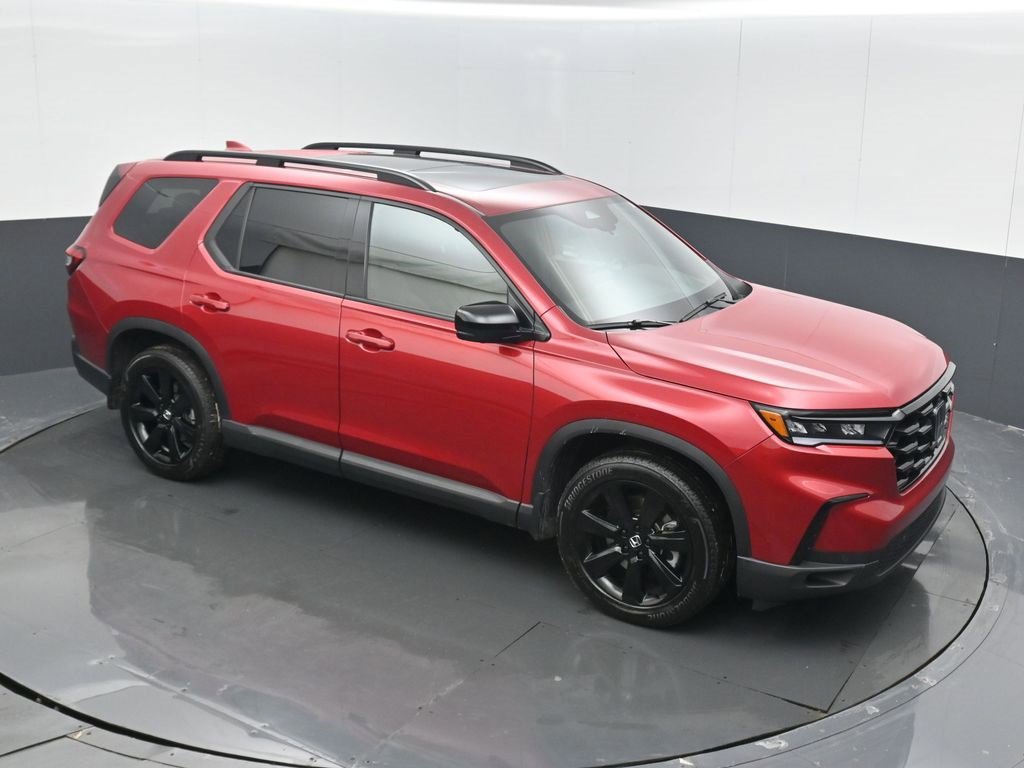 Certified 2025 Honda Pilot Black Edition image 27
