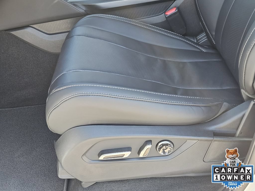 Certified 2026 Acura MDX w/ Technology Package FWD image 24