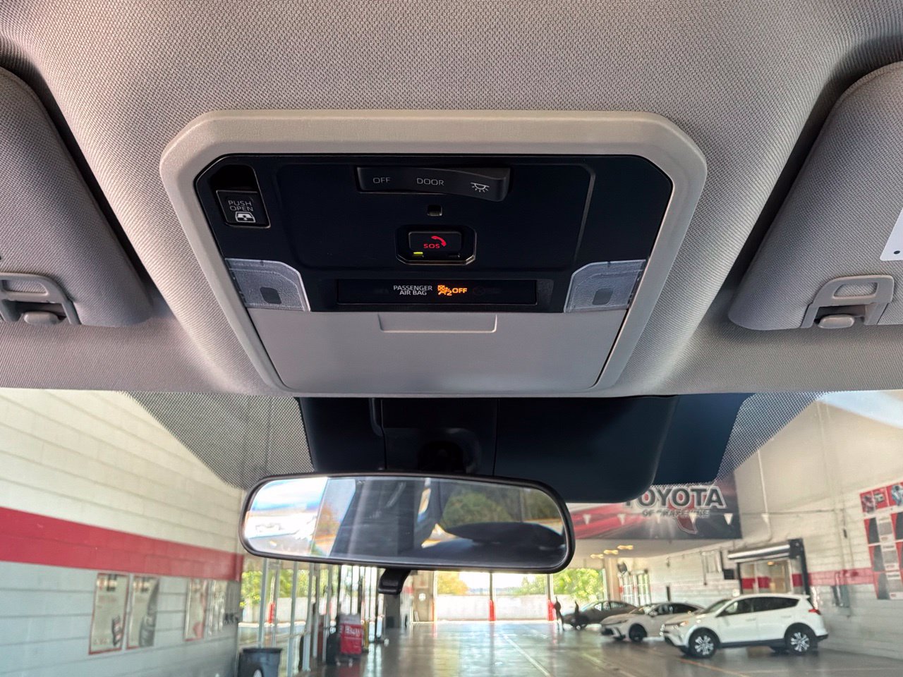 Used 2024 Toyota Tundra SR5 AWD/4WD image 19