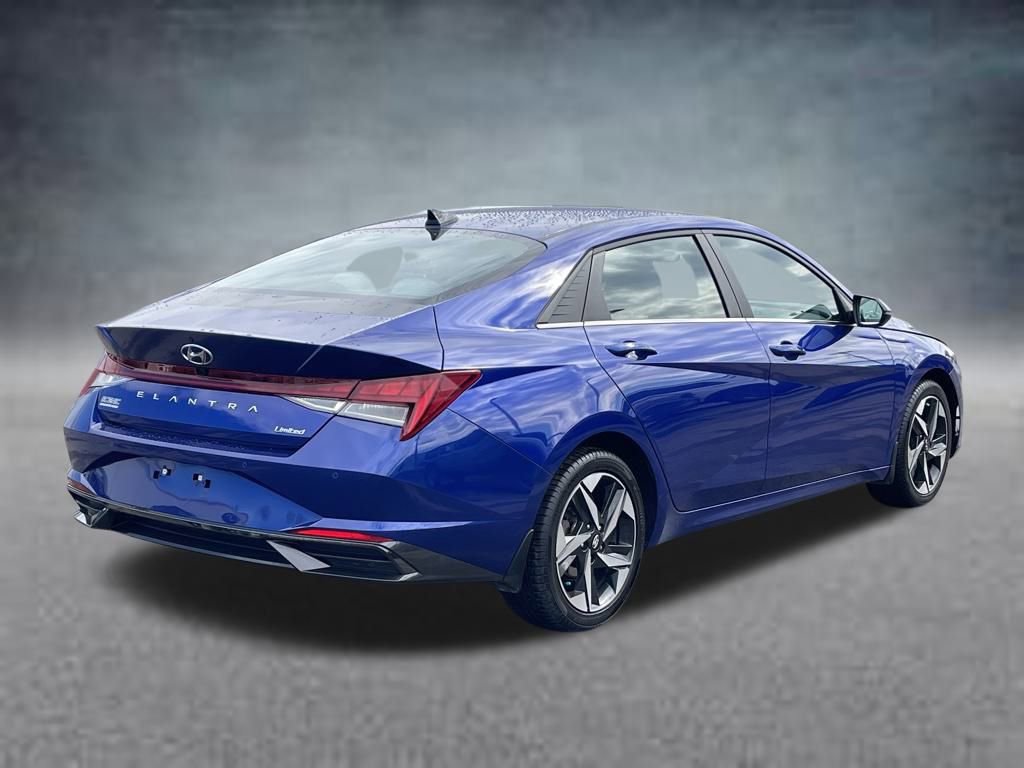 Used 2023 Hyundai Elantra Limited video 3