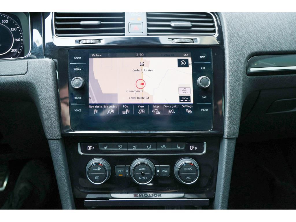 Used 2019 Volkswagen Golf R 4-Door image 12