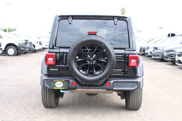Used 2024 Jeep Wrangler Unlimited Sahara AWD/4WD image 4