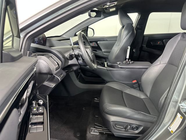 Used 2023 Subaru Solterra AWD image 11