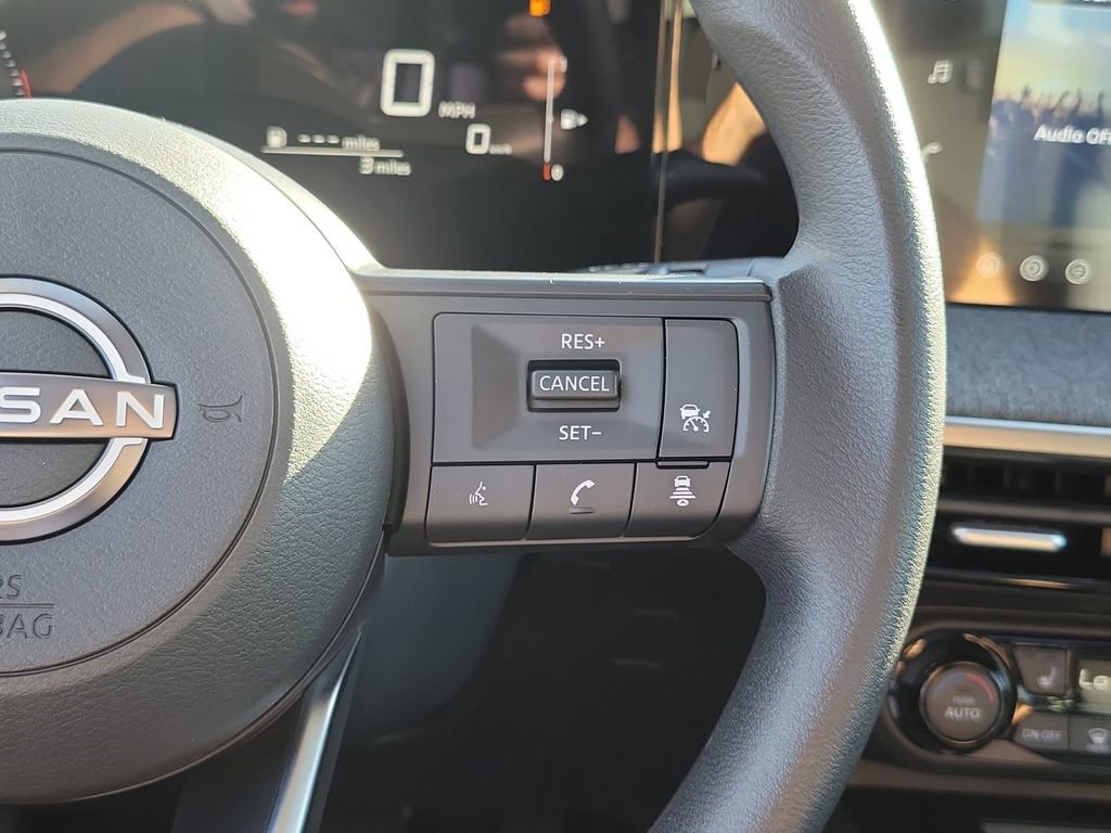 New 2026 Nissan Kicks SV w/ SV Premium Package image 7