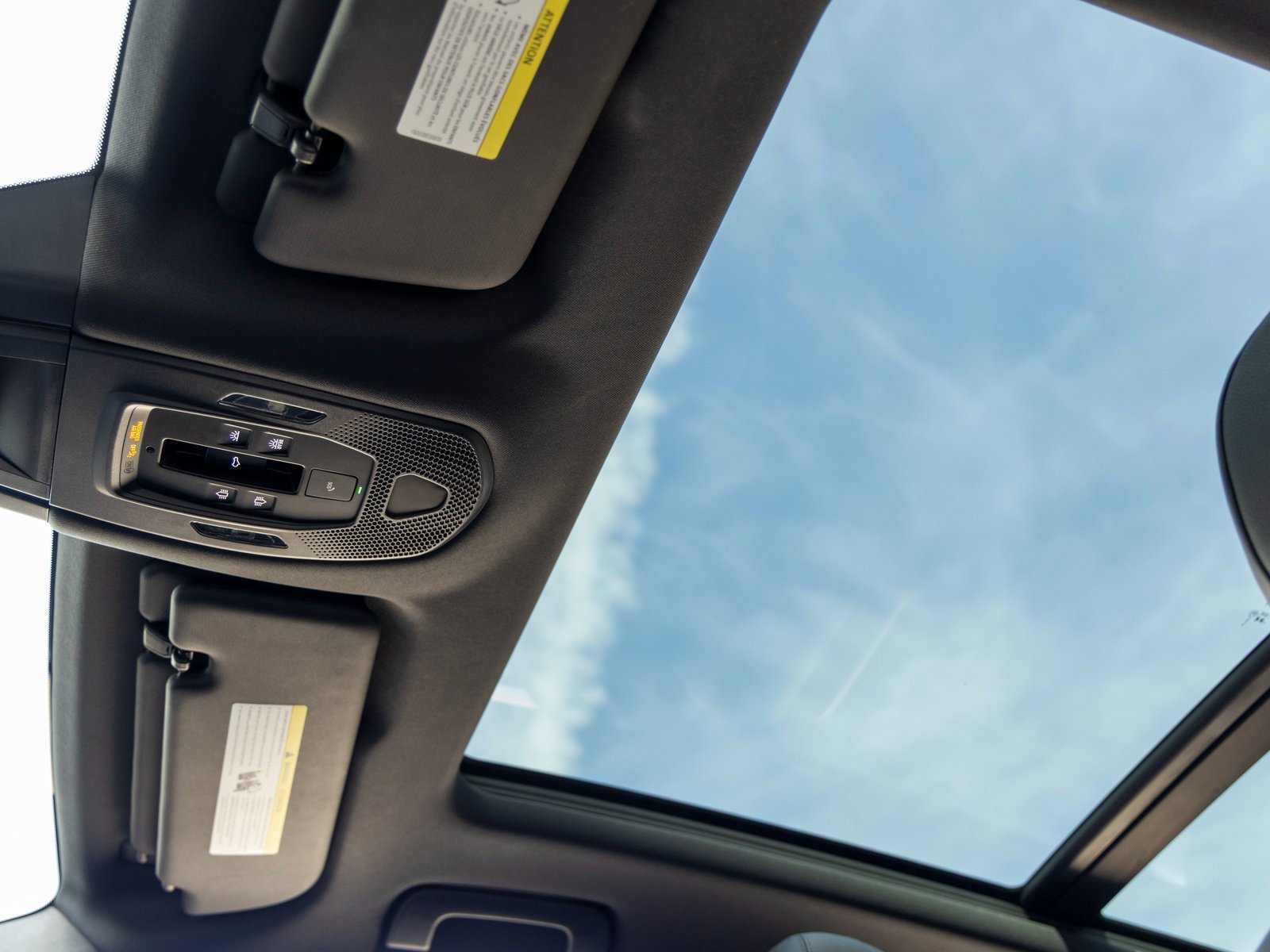 Certified 2025 Porsche Cayenne image 28