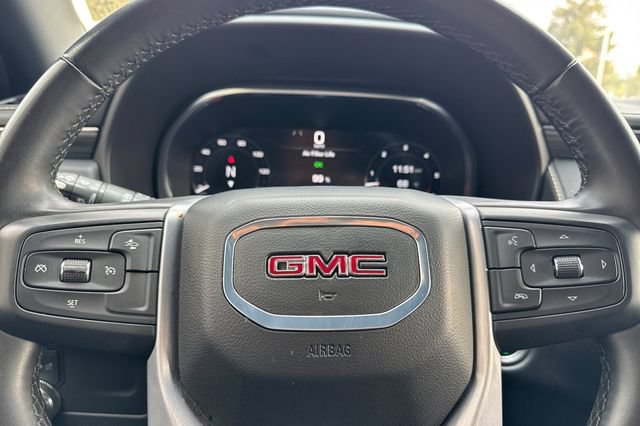 Used 2024 GMC Yukon XL SLT RWD image 37
