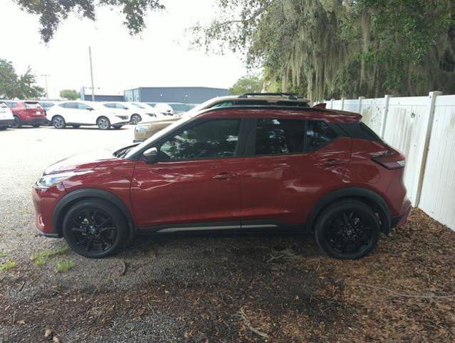 Certified 2023 Nissan Kicks SR w/ SR Premium Package FWD image 2