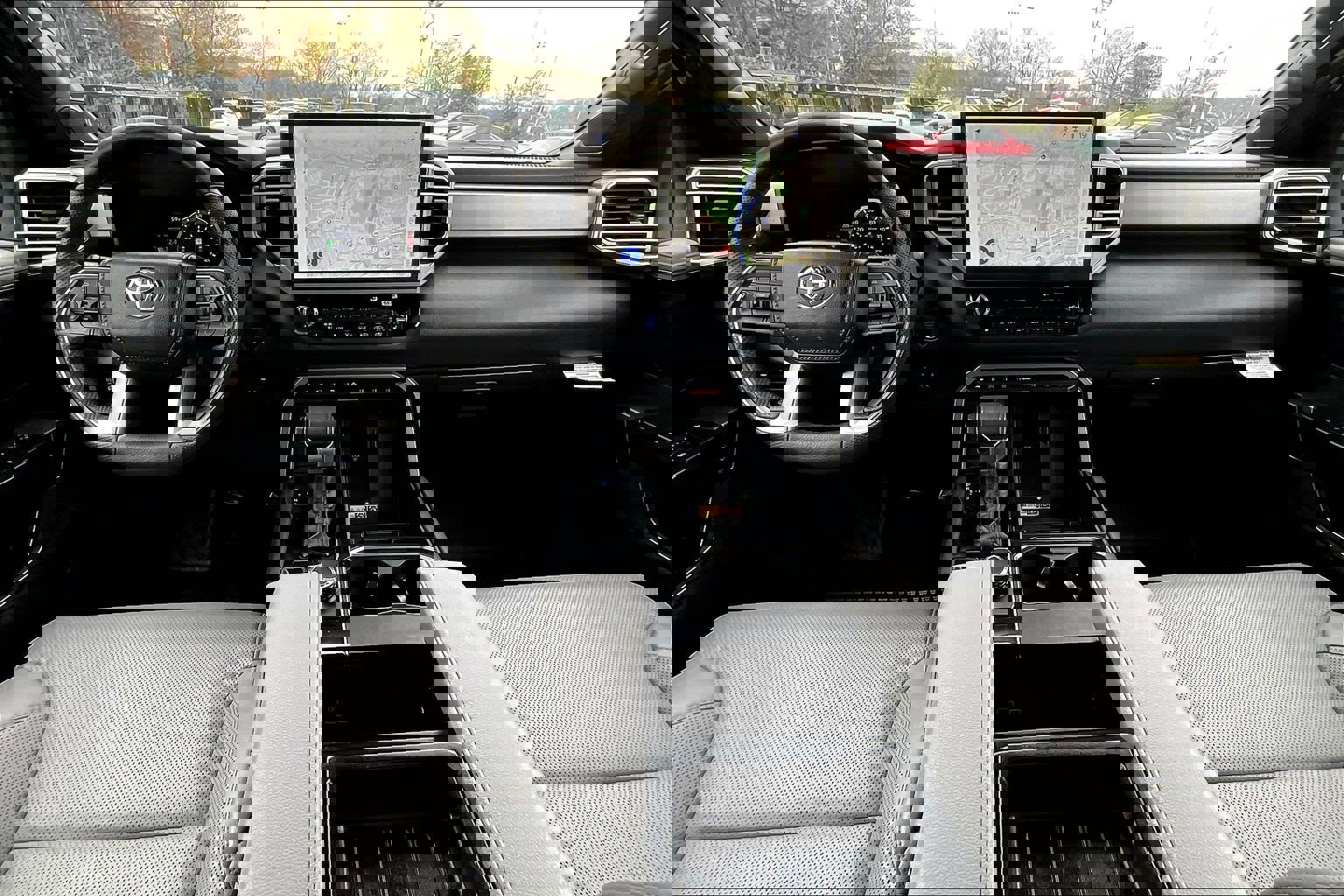 Used 2025 Toyota Tundra Limited image 14