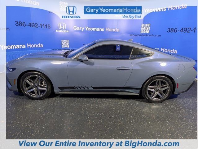 Used 2024 Ford Mustang Premium image 9