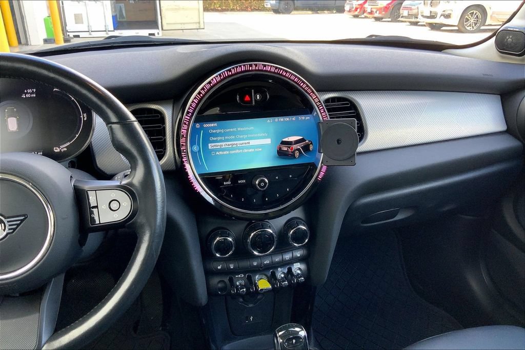 Used 2024 MINI Cooper SE FWD image 7