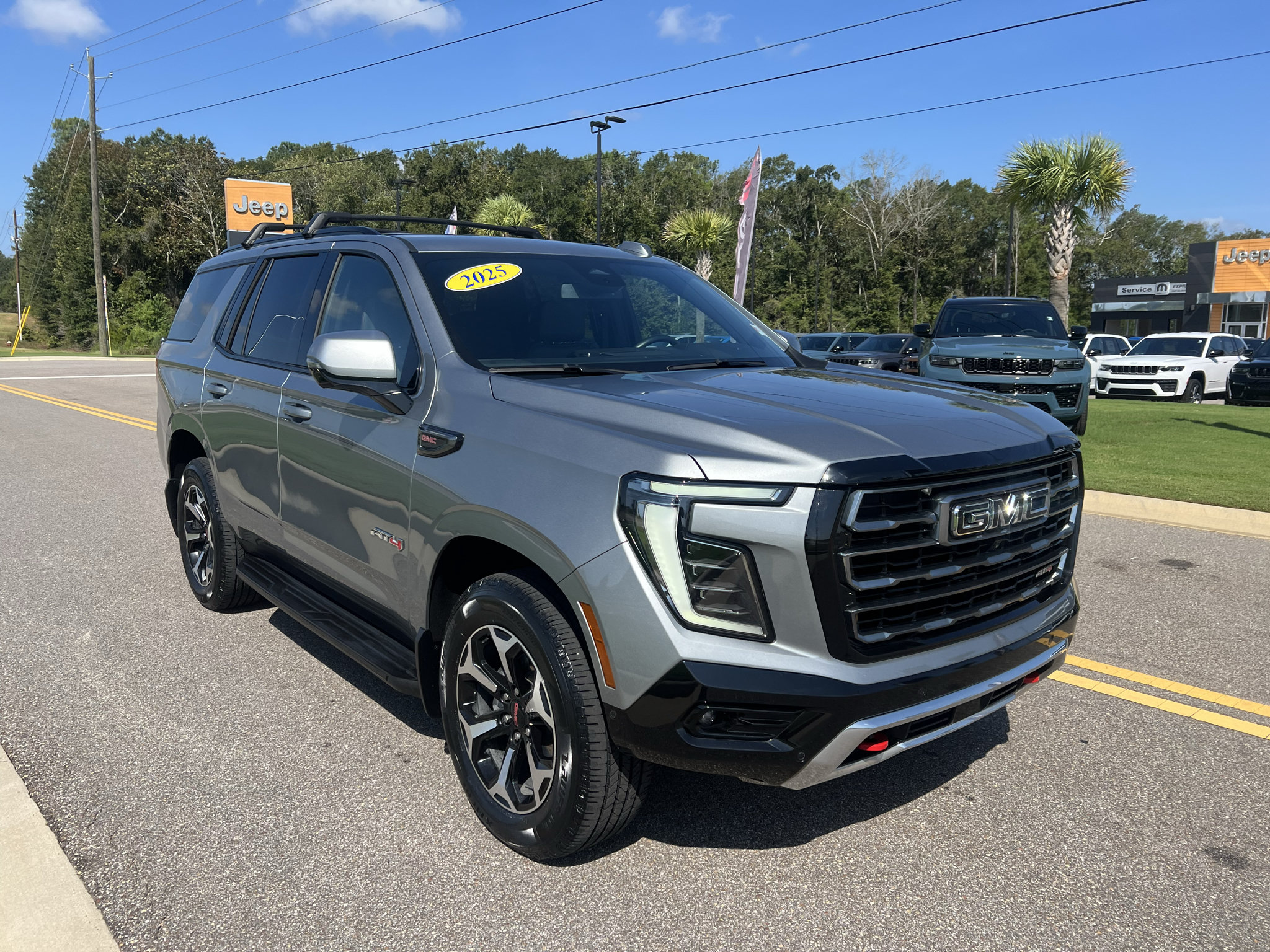 Used 2025 GMC Yukon AT4 w/ LPO, Get Active Package