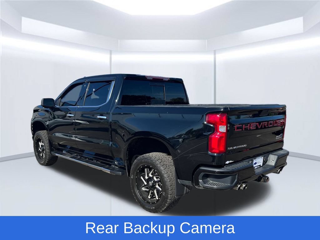 Used 2019 Chevrolet Silverado 1500 High Country w/ High Country Premium Package AWD/4WD image 3