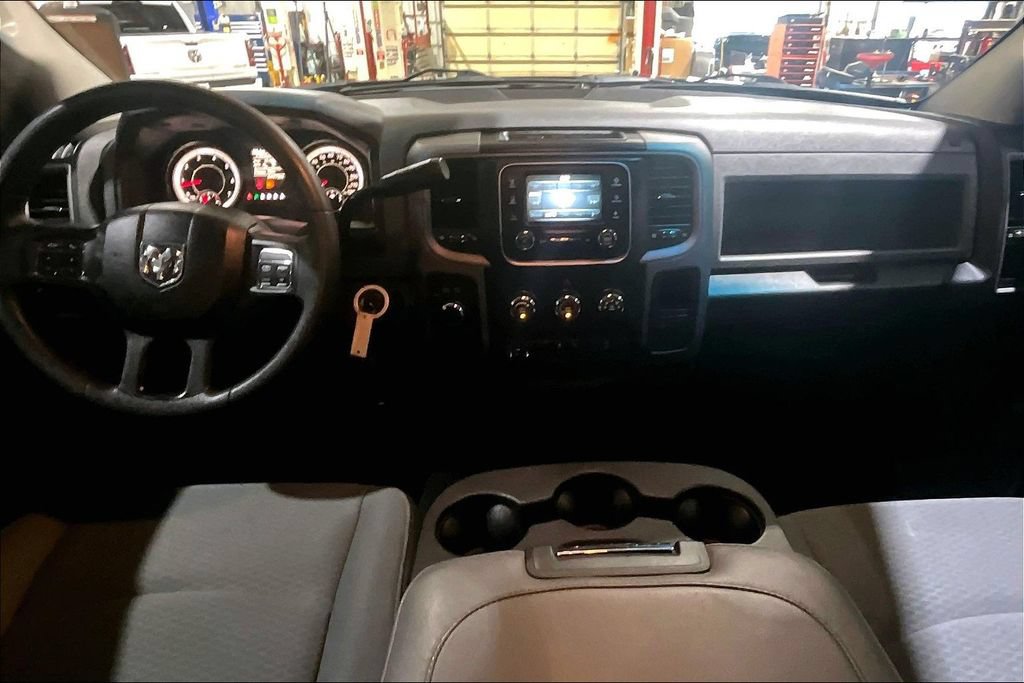 Used 2018 RAM 2500 Tradesman w/ Chrome Appearance Group AWD/4WD image 12