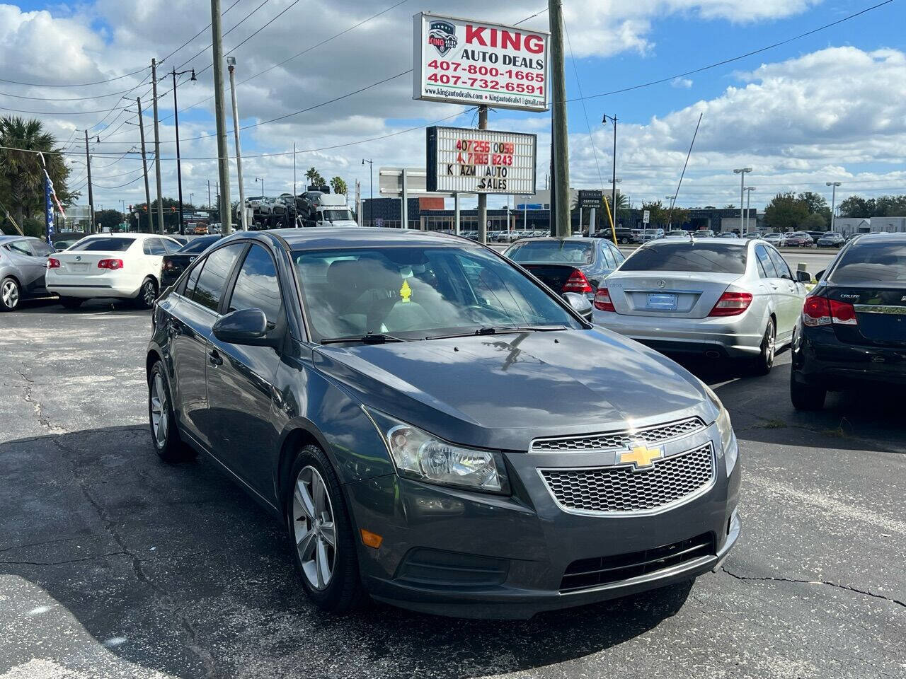 Used 2013 Chevrolet Cruze LT image 2