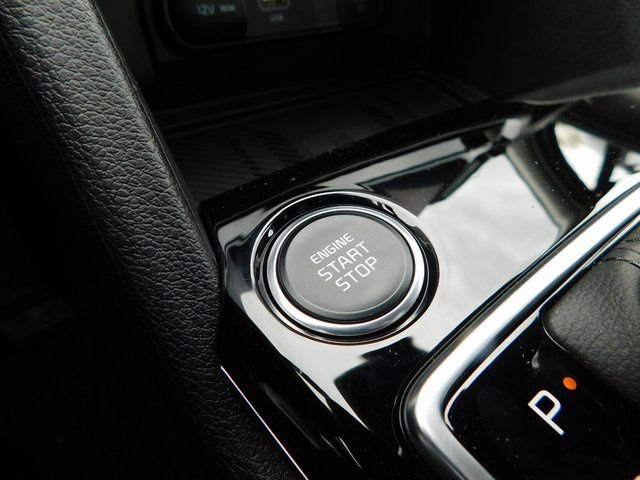 Used 2025 Kia Sportage SX image 20
