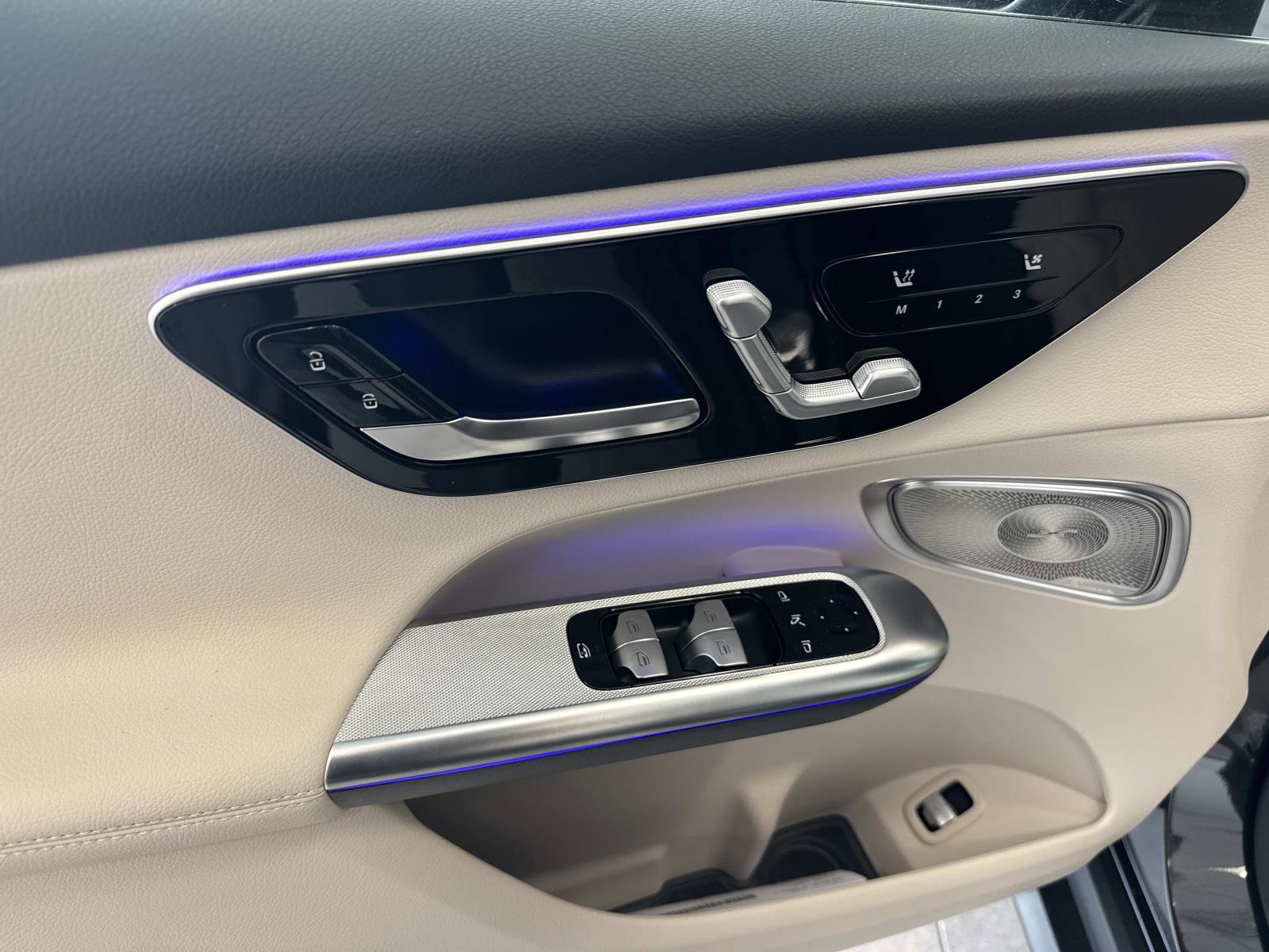 New 2026 Mercedes-Benz GLC 300 image 18