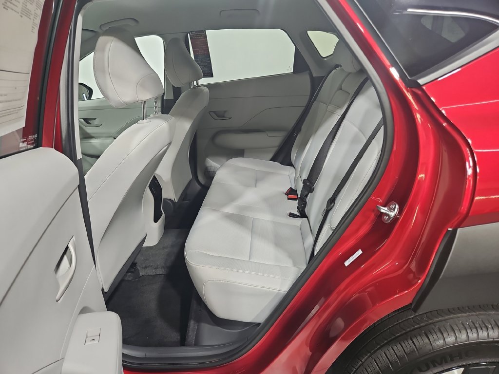 Certified 2025 Hyundai Kona SEL AWD/4WD image 26