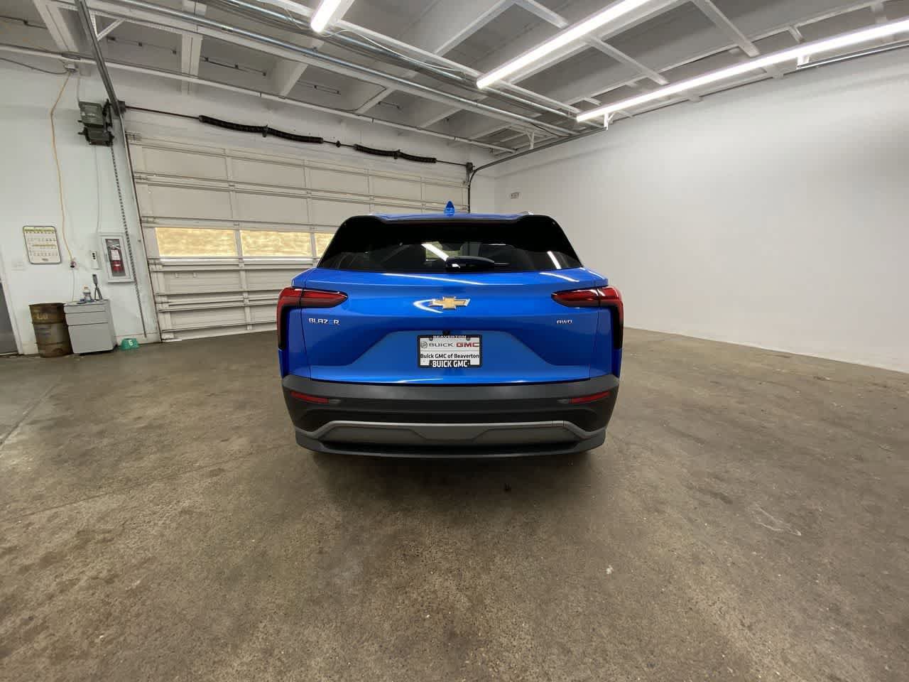 Used 2024 Chevrolet Blazer EV LT AWD/4WD image 5