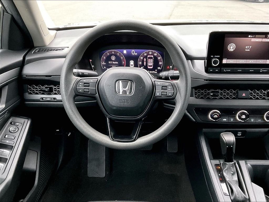 Used 2024 Honda Accord LX image 17