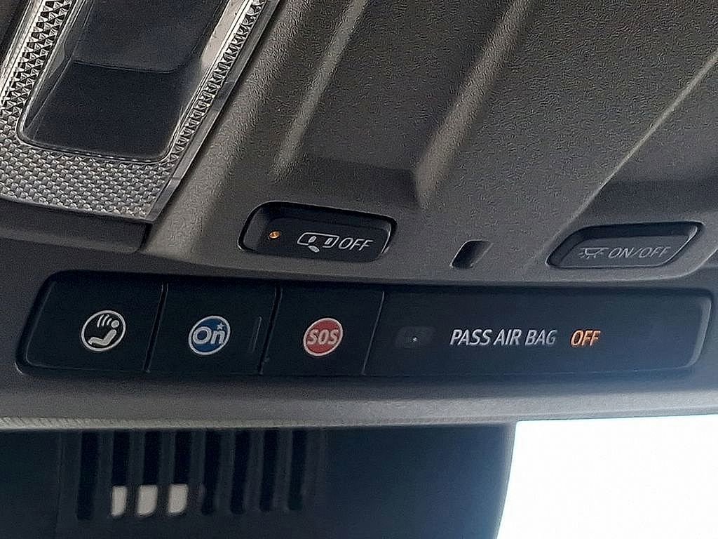 Used 2024 Chevrolet Silverado 2500 LTZ image 27