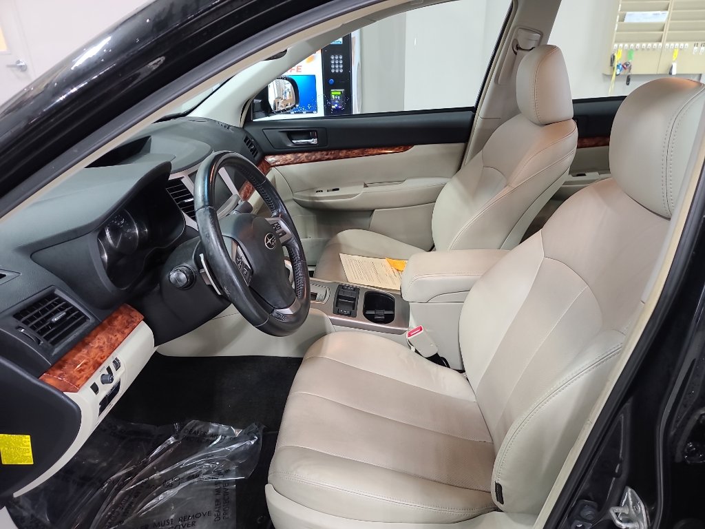 Used 2012 Subaru Legacy 2.5i Limited image 8