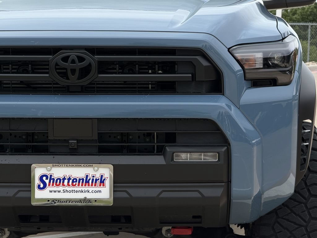 Used 2026 Toyota 4Runner SR5 AWD/4WD image 8