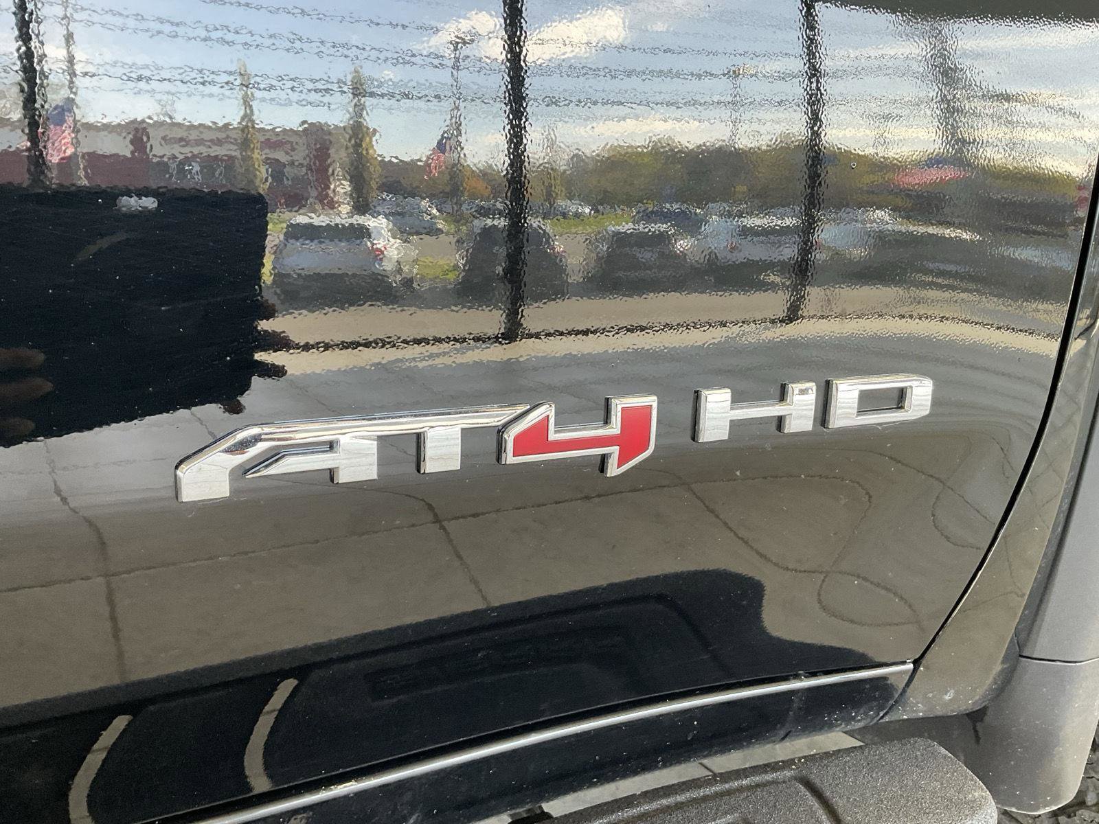 Used 2022 GMC Sierra 3500 AT4 w/ AT4 Premium Plus Package AWD/4WD image 28