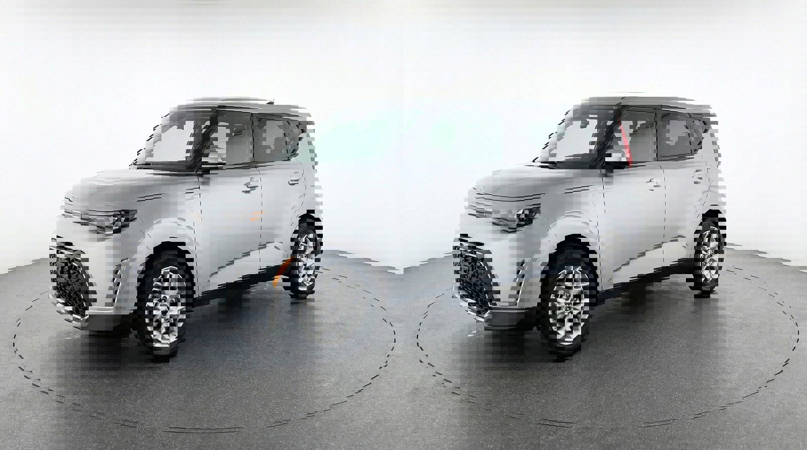 Used 2025 Kia Soul LX w/ LX Technology Package image 3