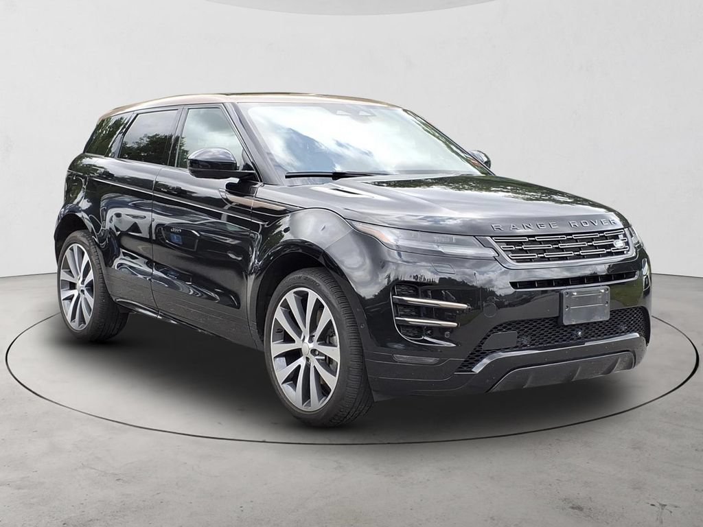 Used 2024 Land Rover Range Rover Evoque Dynamic SE AWD/4WD image 3