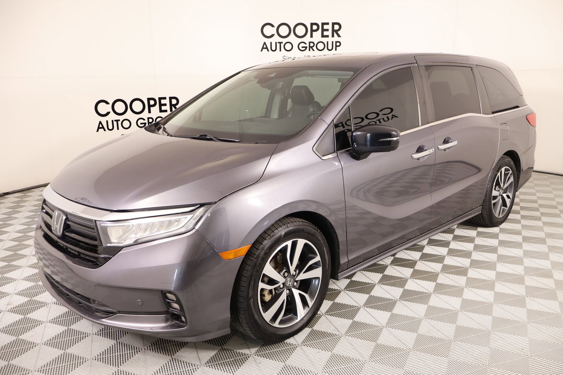 Used 2021 Honda Odyssey Touring image 9