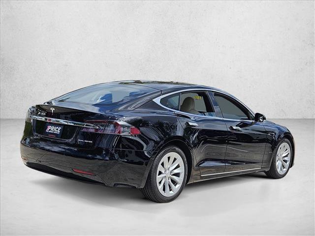 Used 2020 Tesla Model S Long Range Plus image 5