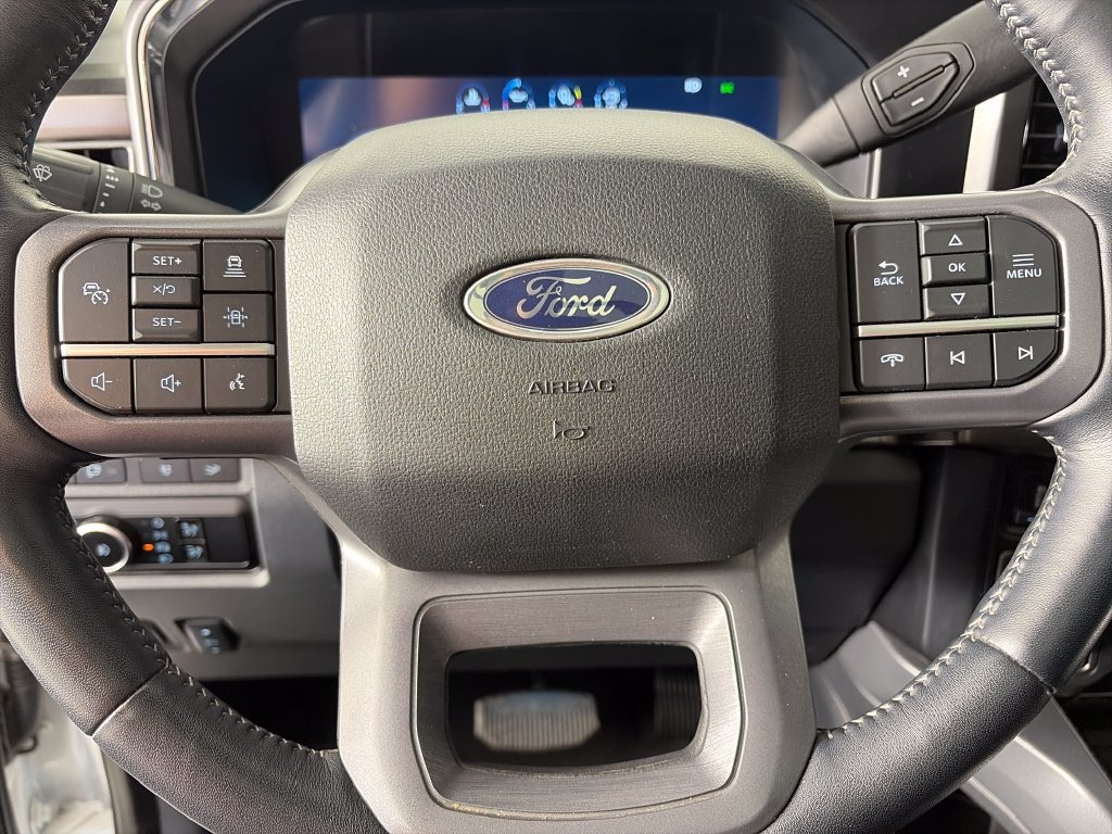 Certified 2024 Ford F350 Lariat w/ Lariat Ultimate Package AWD/4WD image 16