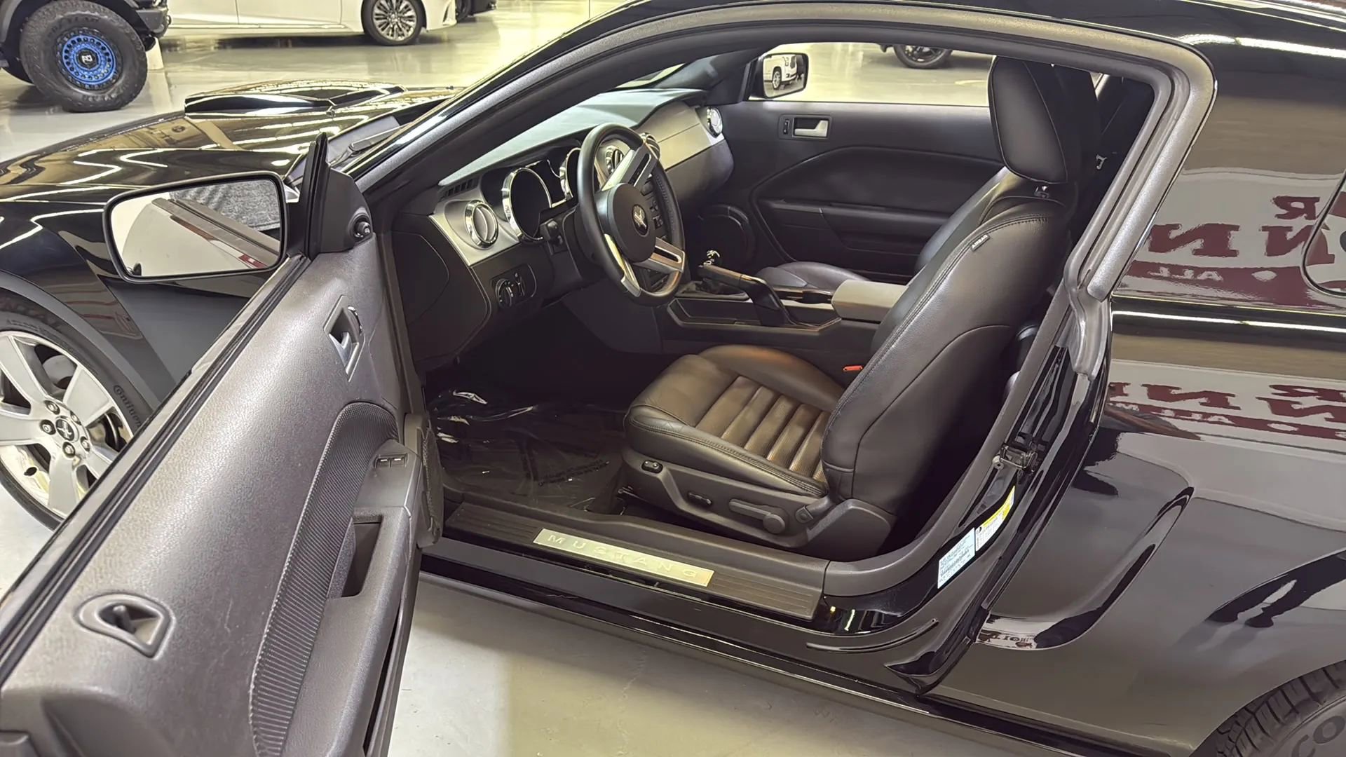 Used 2007 Ford Mustang GT image 11
