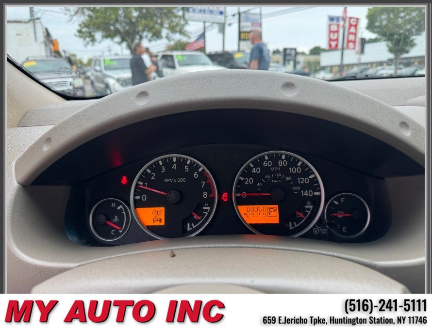 Used 2012 Nissan Pathfinder Silver w/ DVD Entertainment Pkg AWD/4WD image 21