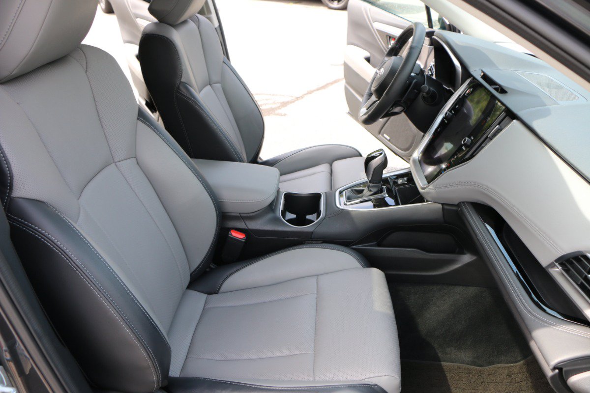 Used 2024 Subaru Outback Limited AWD/4WD image 30