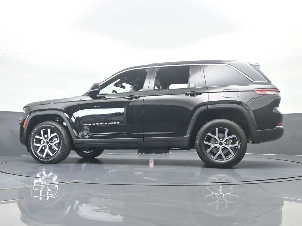 Used 2025 Jeep Grand Cherokee Limited image 46