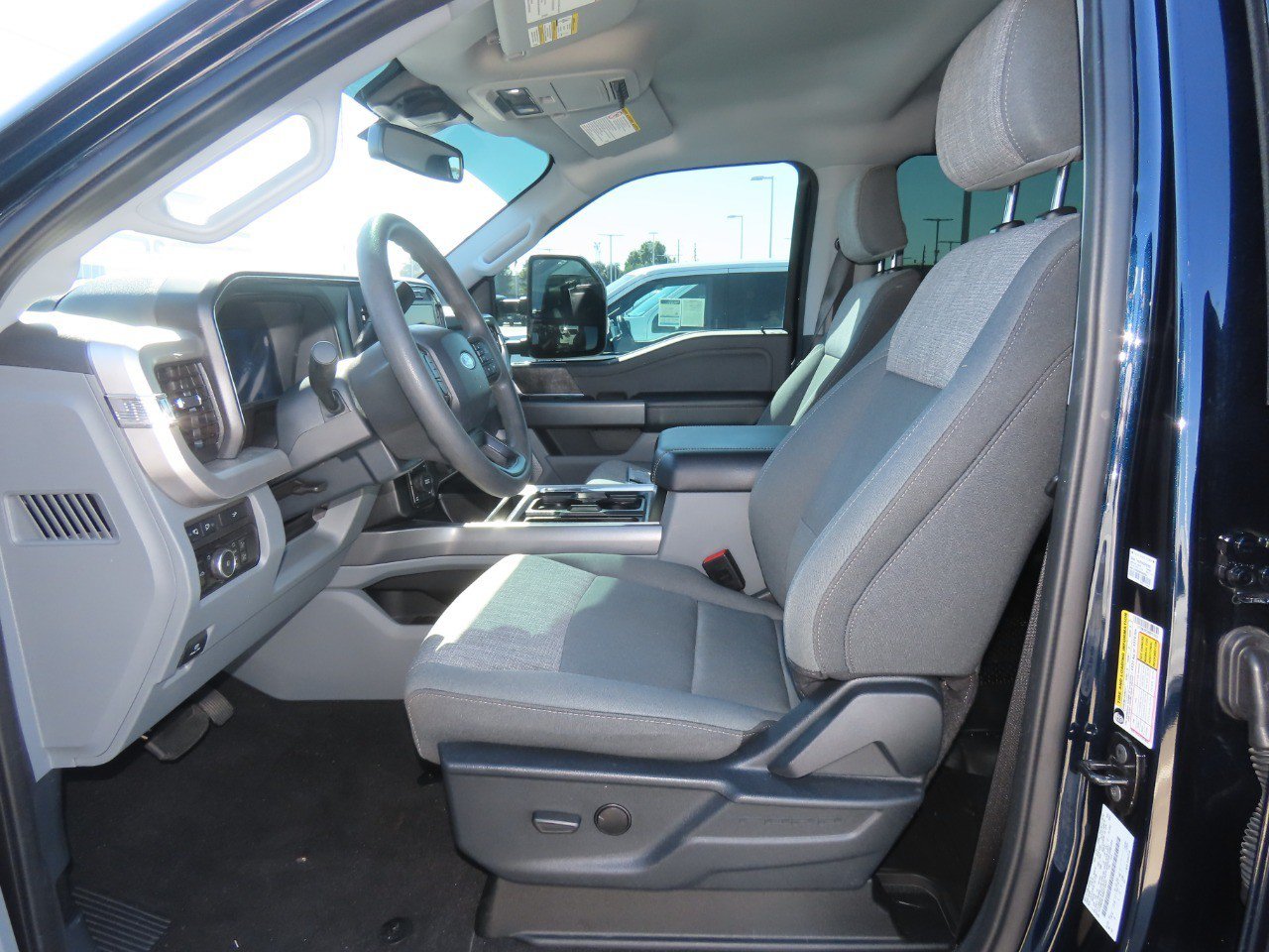 Used 2024 Ford F250 XLT w/ XLT Premium Package AWD/4WD image 23