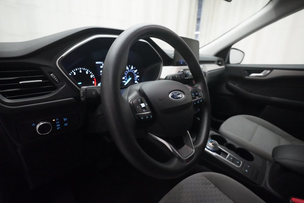 Used 2021 Ford Escape SE FWD image 8