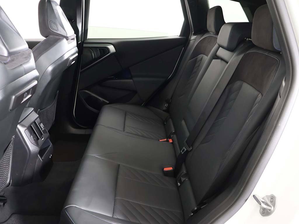 Used 2025 BMW X3 xDrive30i image 36