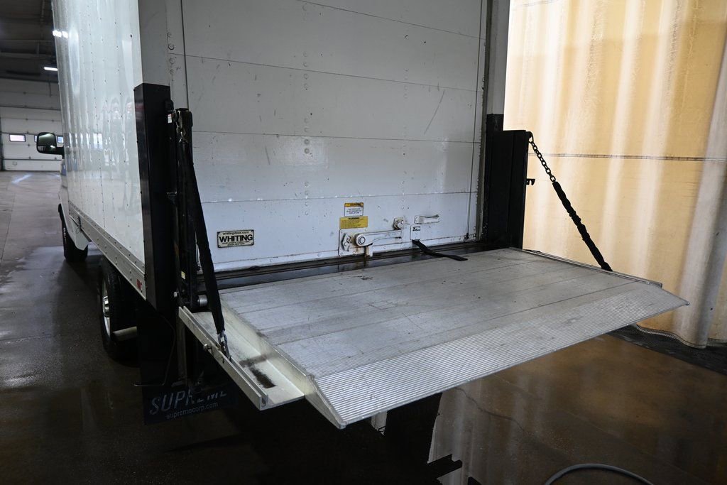 Used 2017 Chevrolet Express 3500 image 15