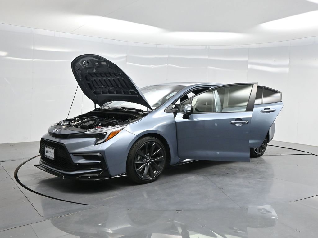 Used 2024 Toyota Corolla SE image 32