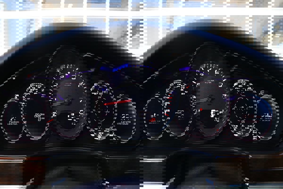 Used 2017 Porsche Panamera 4S w/ Sport Chrono Package image 20