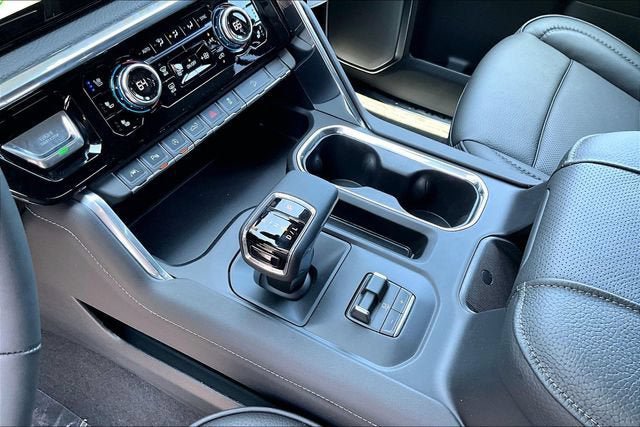 New 2026 GMC Sierra 1500 Denali w/ Denali Reserve Package AWD/4WD image 9