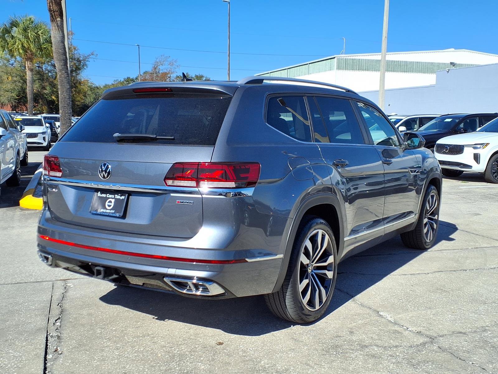 Used 2021 Volkswagen Atlas SEL R-Line image 7