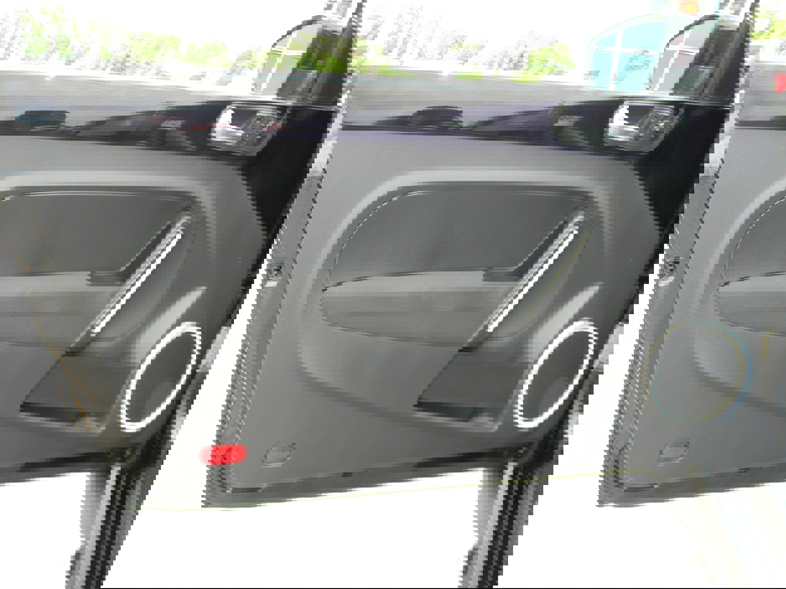 Used 2012 Volkswagen Beetle 2.0T image 9