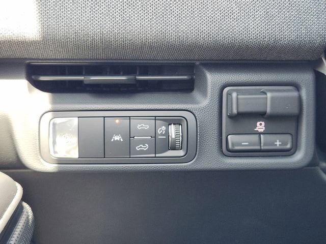 New 2026 GMC Sierra EV Elevation AWD/4WD image 42