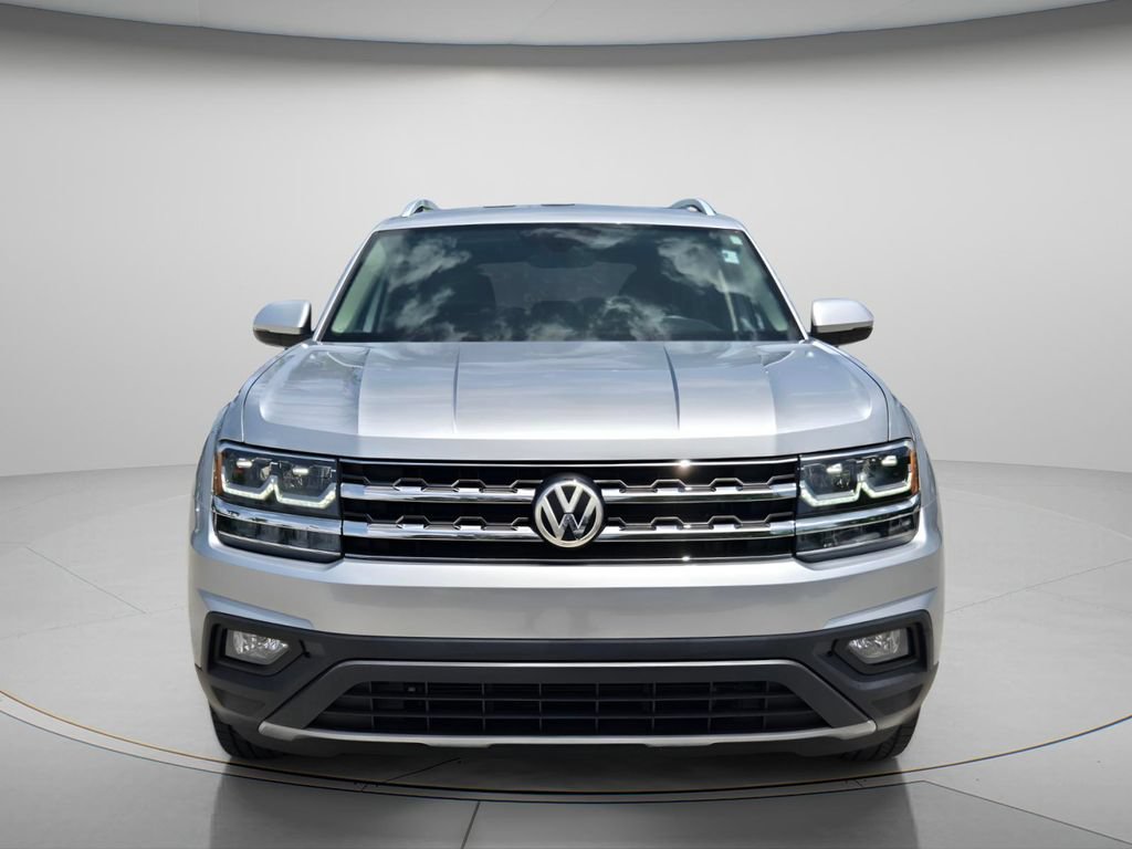Used 2019 Volkswagen Atlas SE w/ Towing Package FWD image 4
