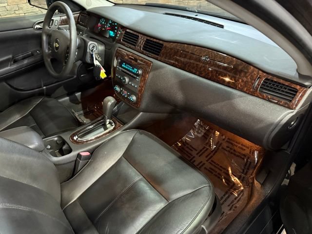 Used 2015 Chevrolet Impala LTZ FWD image 25