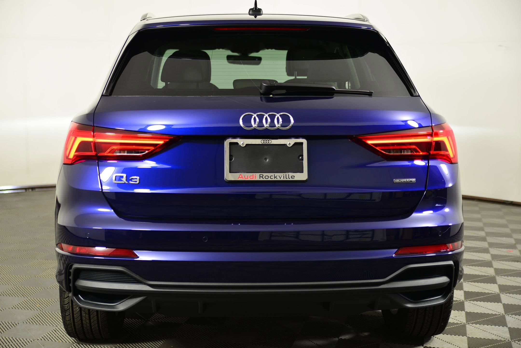 New 2025 Audi Q3 2.0T Premium w/ Convenience Package image 8