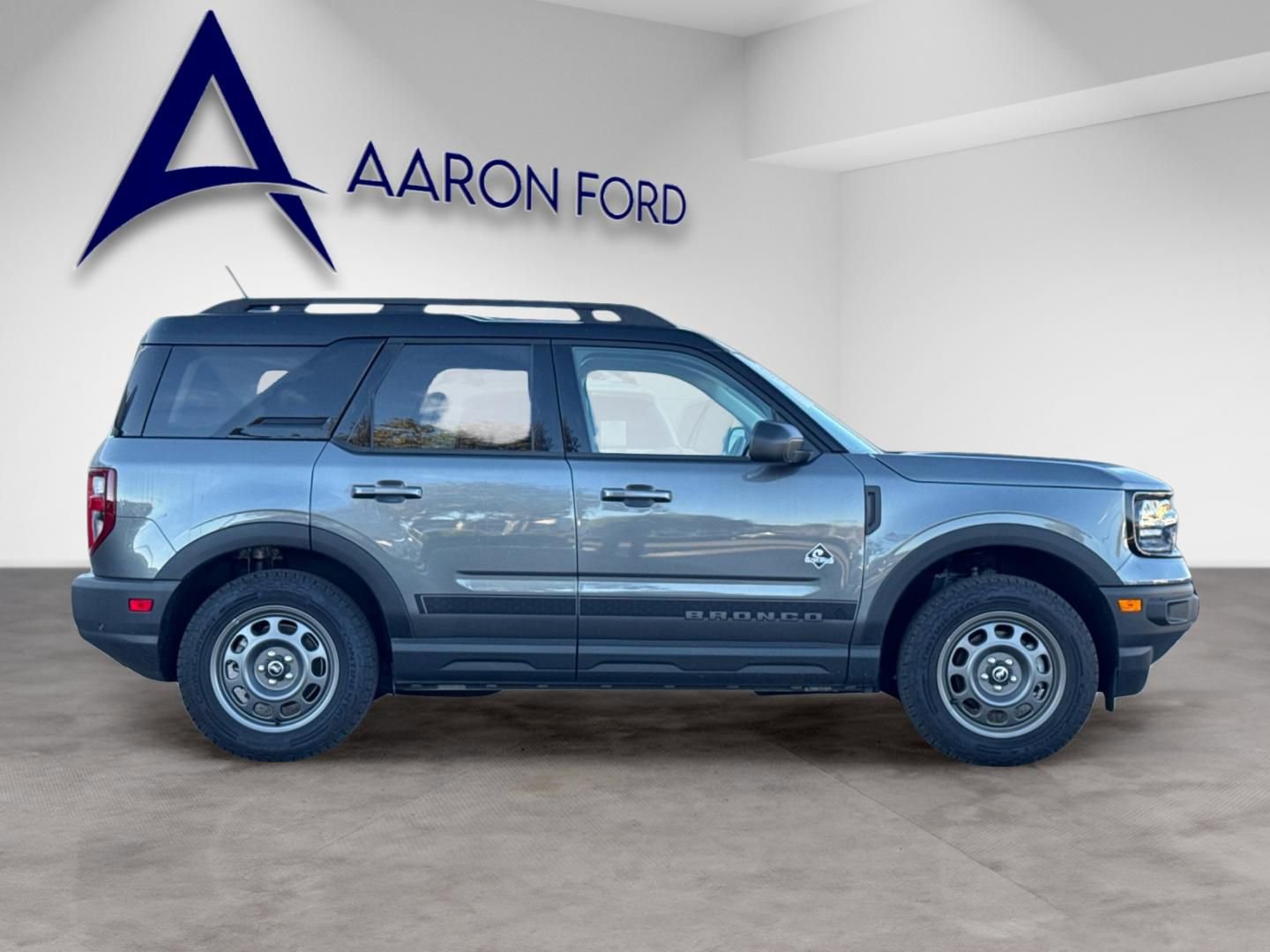 Used 2024 Ford Bronco Sport Outer Banks image 6